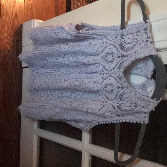 Never worn very pretty lacy top. Size medium - Picture 1 of 3
